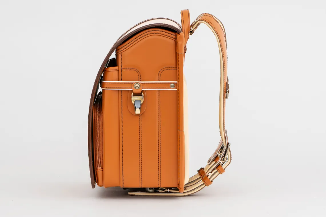 お子さまにとっての使いやすさを追求しました。