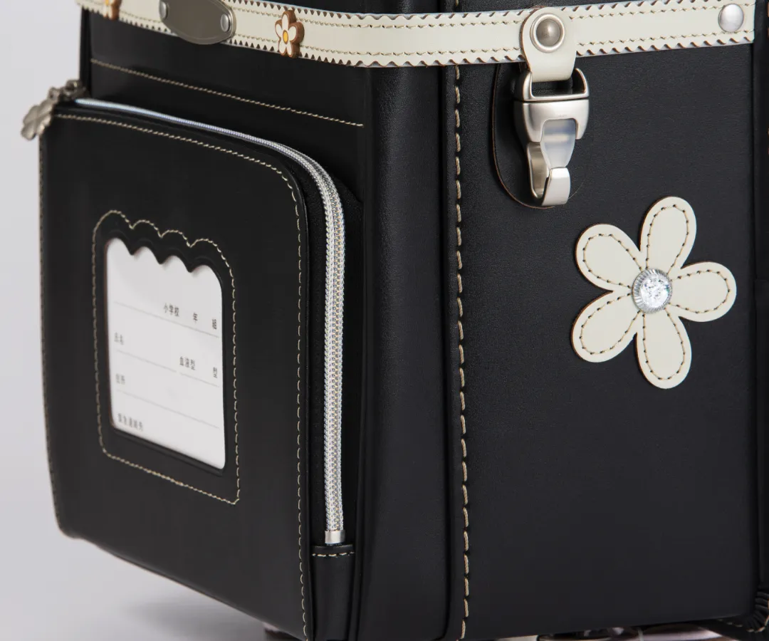 ふんわりとお花が咲いてサイドまで可愛い