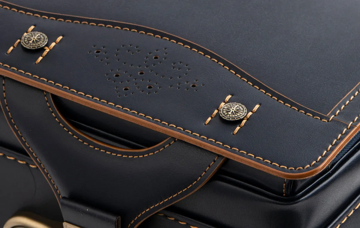 美しさを生む伝統技法「コバ塗り」