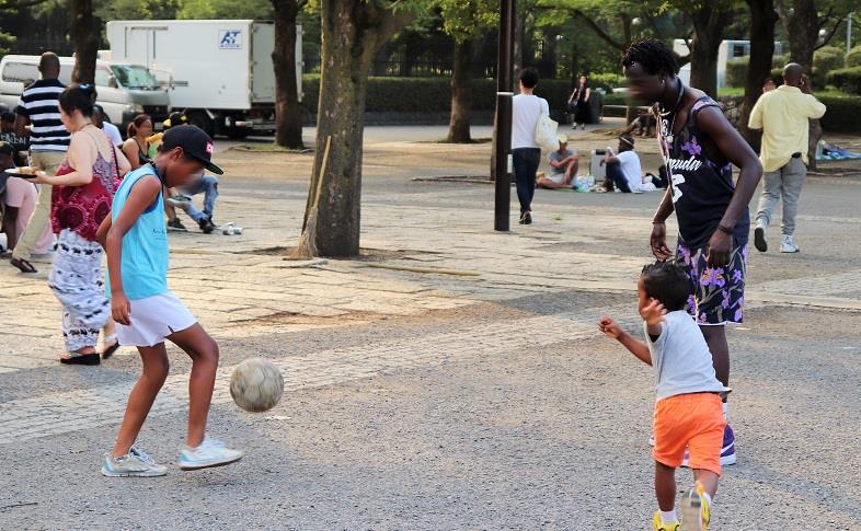 ダシキに浴衣、サンバも盆踊りも!色んな夏祭りに行ってみよう!