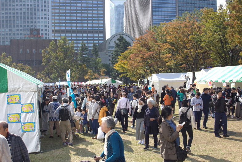 大盛況の会場内02