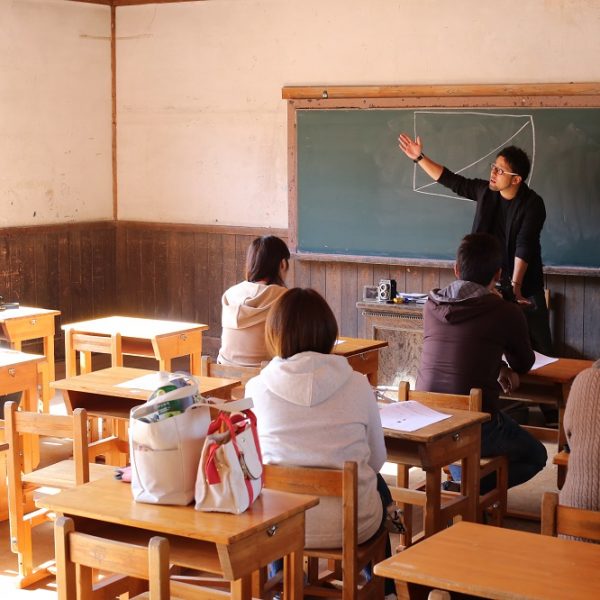 【鞄工房山本】「スマホで卒園・入学をきれいに撮ろう！ おうちで楽しむオンライン写真教室」