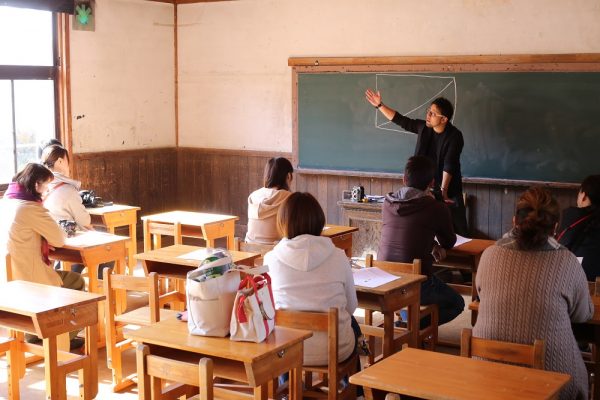 【鞄工房山本】「スマホで卒園・入学をきれいに撮ろう！ おうちで楽しむオンライン写真教室」