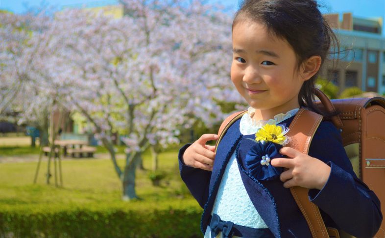 小学校入学式 女の子
