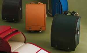 緑のランドセルってどう？選ばれる理由と人気カラーの魅力を解説