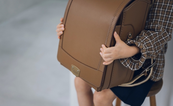 人気のキャメルのランドセル 香久山(シナモン)