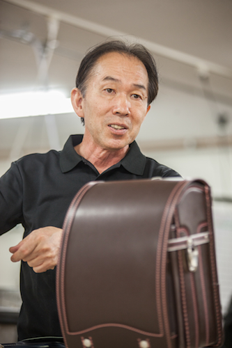 工房主・山本一彦