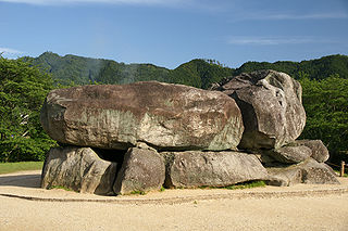 "Ishibutai-kofun Asuka Nara pref05n4592". Licensed under CC BY-SA 3.0 via Wikimedia Commons - http://commons.wikimedia.org/wiki/File:Ishibutai-kofun_Asuka_Nara_pref05n4592.jpg#mediaviewer/File:Ishibutai-kofun_Asuka_Nara_pref05n4592.jpg